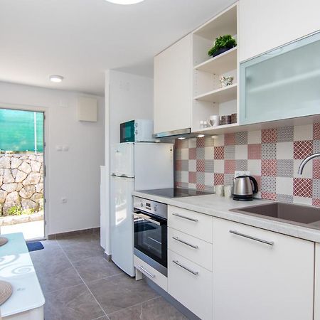 Apartman Mara Krk Town Exterior foto
